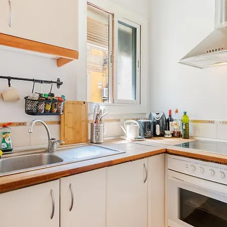 Beachside Bliss Charming 1-bedroom, Barceloneta * Barcellona