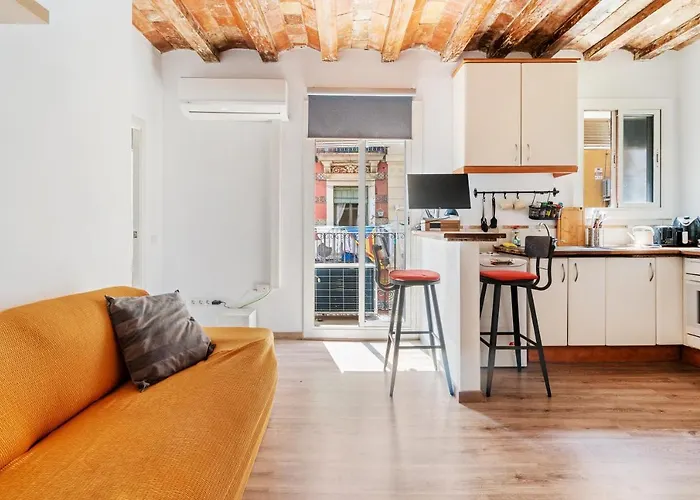 Beachside Bliss Charming 1-bedroom, Barceloneta شقة *