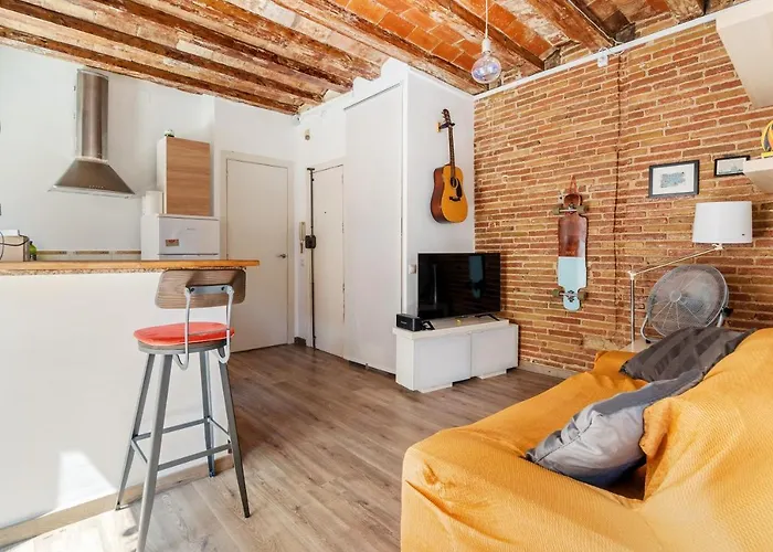 Beachside Bliss Charming 1-bedroom, Barceloneta شقة