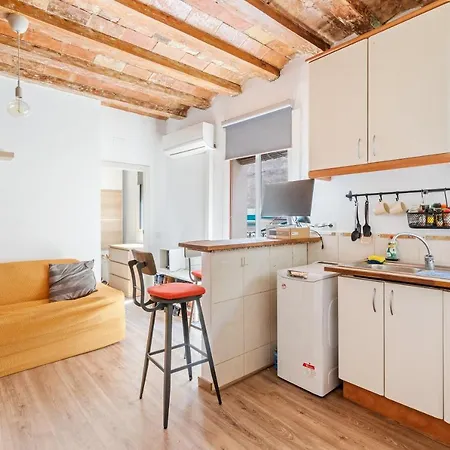 Beachside Bliss Charming 1-bedroom, Barceloneta * Barcelona